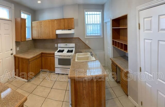 919 W 12th Avenue - 919 West 12th Avenue, Denver, CO 80204
