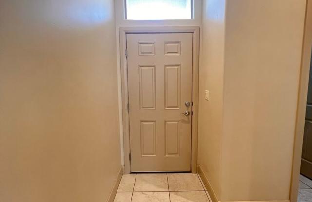 Hurricane Townhome Gallery 3