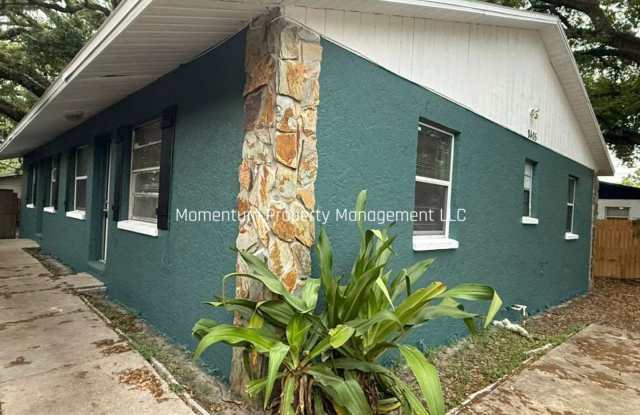 5/2 Home Available NOW!!! photos photos