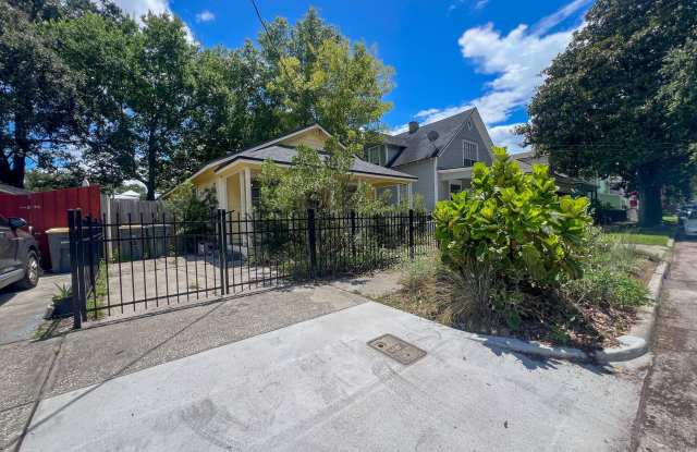 426 WALNUT Court Gallery 3