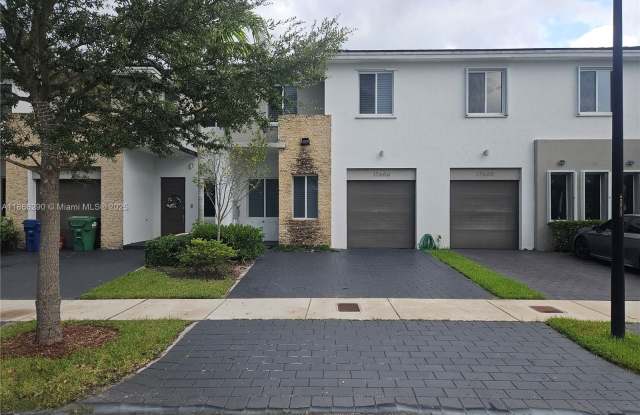 17606 SW 149th Pl photos photos