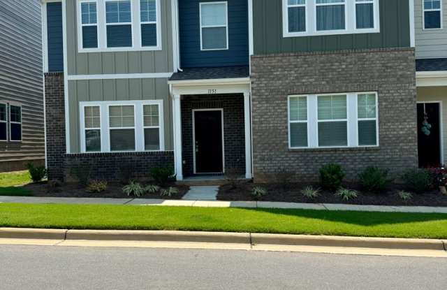 Beautiful, 3BR/2.5BA Townhouse in Gastonia photos photos