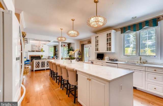 10563-1301 DORCHESTER Way photos photos