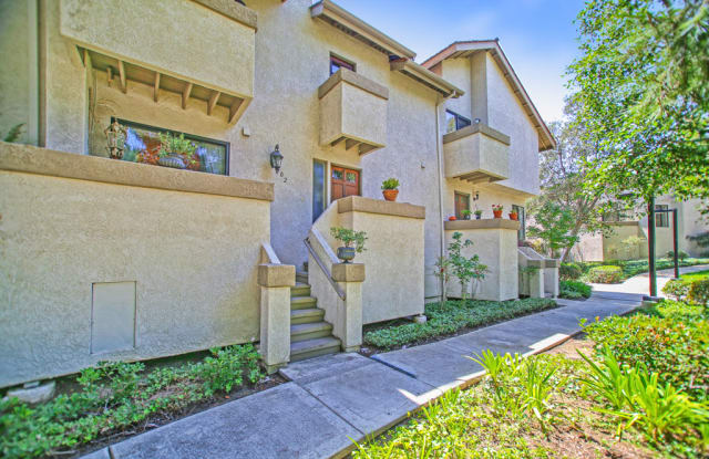 402 Harbor Woods Pl - 402 Harbor Woods Place, Newport Beach, CA 92625
