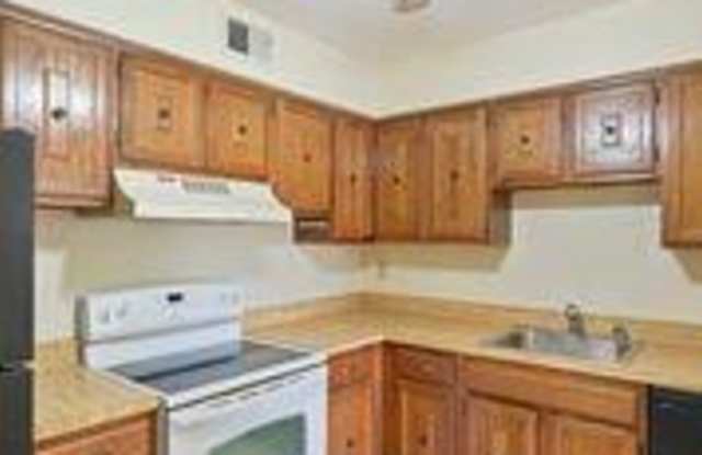 1505 Wellington Place Gallery 3