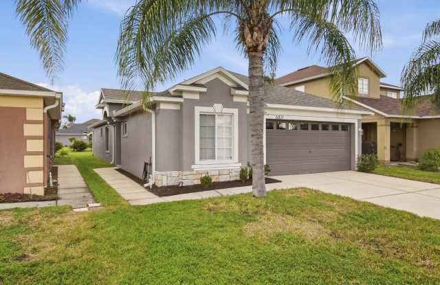 Move-In Ready 3BR Home with 2-Car Garage & Lawn Care Included Gallery 4