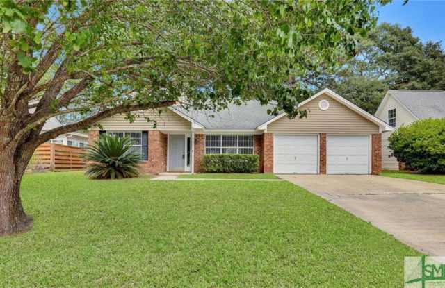 3 bedroom, 2 bathroom Brick Ranch styled home in the heart of Richmond Hill, GA photos photos