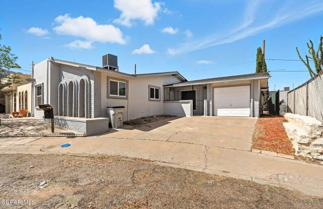 3911 QUASAR Court Gallery 1