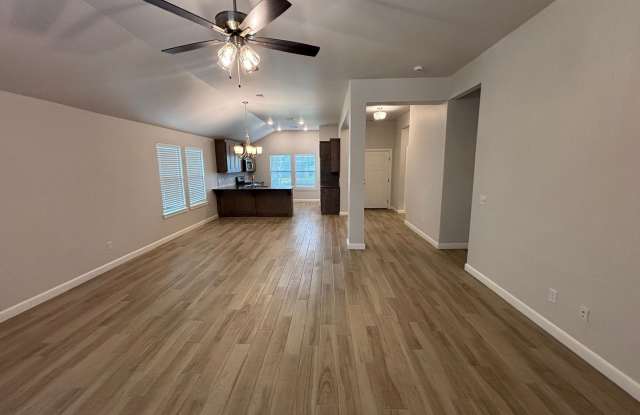 Wonderful 3 Bed 2 Bath Home in Norman Gallery 3