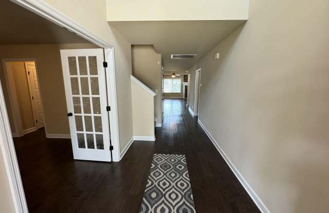 120 Meadowglade Lane Gallery 3
