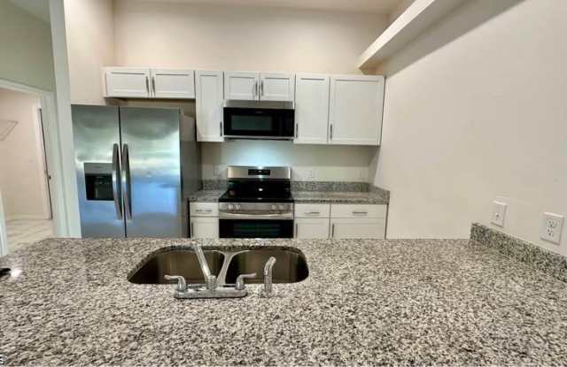 3309 SW 15th Place Gallery 4