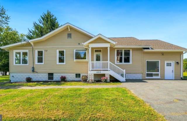 692 RIDGE Gallery 1