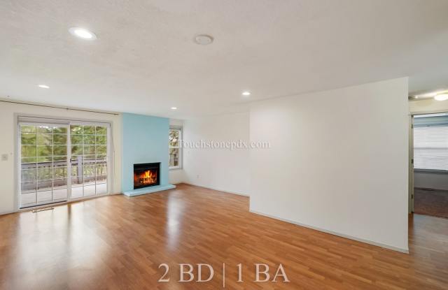 Move in by June 15 and get 2 weeks FREE! Charming Beaverton Home with Fireplace, Deck, and Attached Garage photos photos