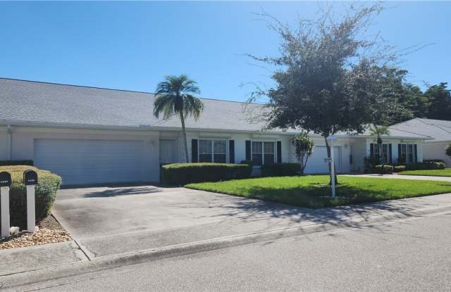 1226 S Brandywine Circle - 1226 South Brandywine Circle, Cypress Lake, FL 33919