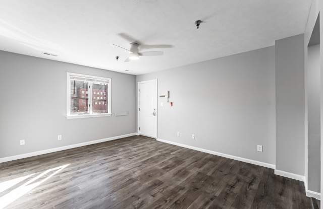 305 1st Street - F Gallery 2