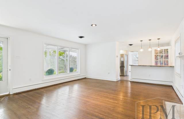 Apply Today - Charming 3 Bedroom, 1 Bath Single Family Home Near York Hospital. photos photos