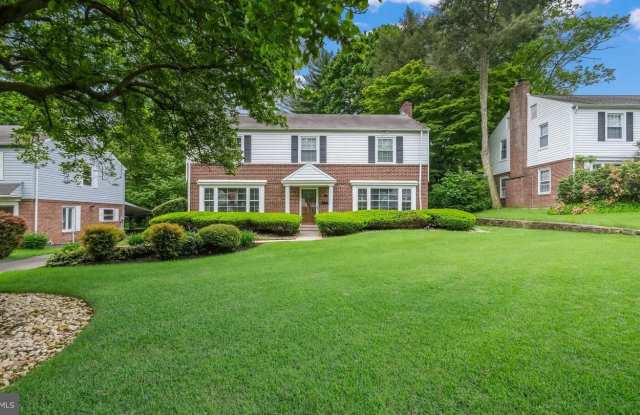 646 GREEN BRIAR ROAD - 646 Green Briar Road, Montgomery County, PA 19027