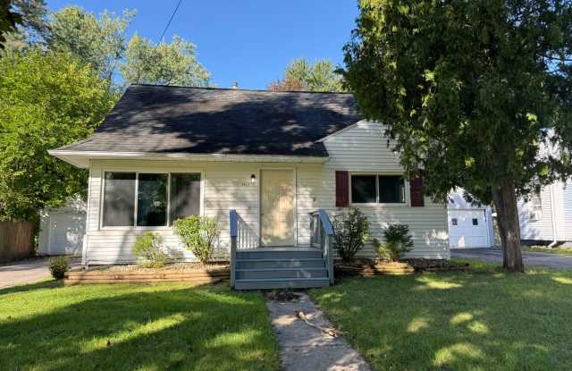 3 Bedroom Home Near Kibby Cobb & Cascade Falls Park Gallery 1