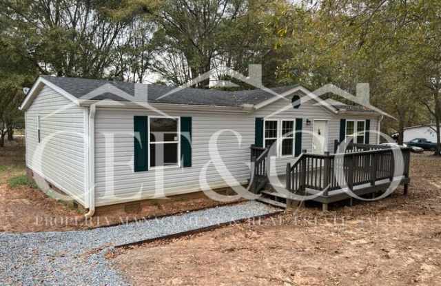 217 Harrison Acres Drive - 217 Harrison Acres Drive, Spartanburg County, SC 29322