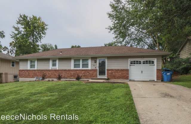 18305 E. Hanthorn Dr. - 18305 Hanthorne Dr, Independence, MO 64057