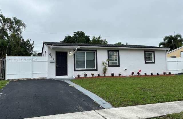 611 N 69th Way photos photos