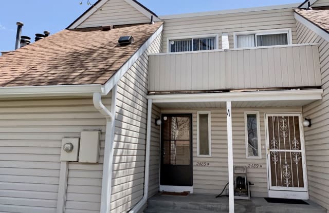 2489 S Xanadu Way Unit-B - 2489 S Xanadu Way, Aurora, CO 80014
