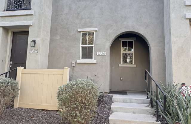 2330 E Huntington Dr - 2330 East Huntington Drive, Phoenix, AZ 85040