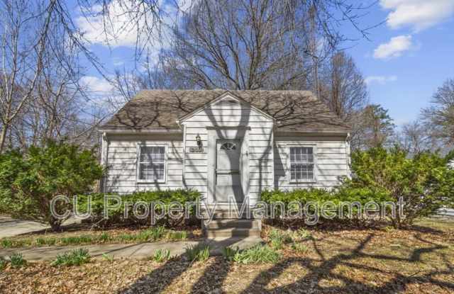 208 Arcadia Drive photos photos