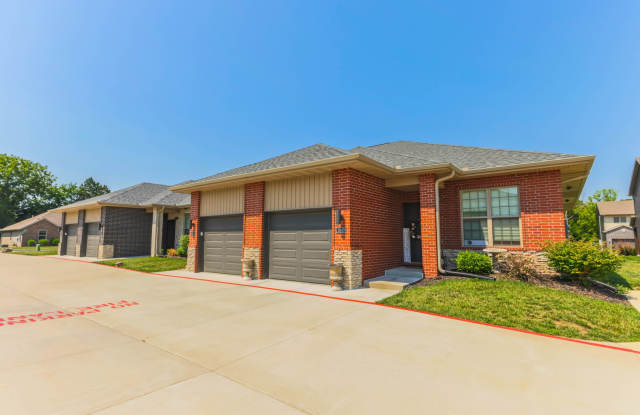 NEW LUXURY 2 BED 2 BATH 1 CAR GARAGE DUPLEX - 3034 West Cardinal Street, Greene County, MO 65810 NEW LUXURY 2 BED 2 BATH 1 CAR GARAGE DUPLEX - 3034 West Cardinal Street, Greene County, MO 65810