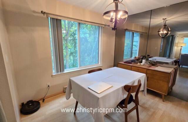 12703 NE 129th Ct Gallery 2