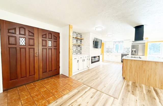 8377 Glenwood Road Southwest Gallery 3