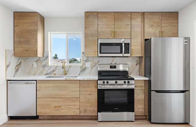 4565 Iowa Street - 4567 - Unit 5 Gallery 4