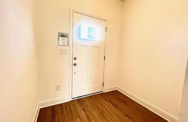 12 Flash Way Gallery 4