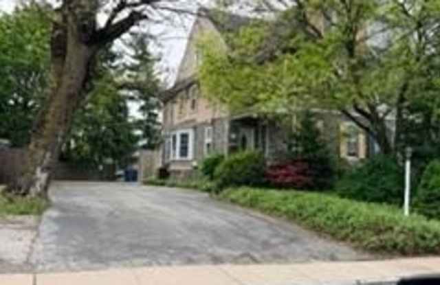 19 ELLIOTT Avenue photos photos