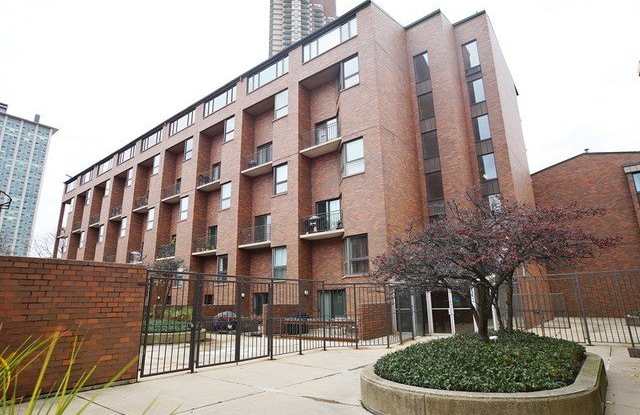 3700 N Lake Shore Drive unit: 708 photos photos