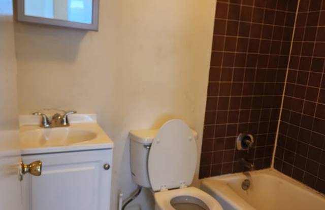 86 Academy Street - 2 - 86 Academy Street, Poughkeepsie, NY 12601