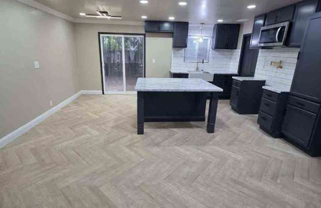 Fully Upgraded 2 Bed 1 Bath - 5506 23rd Street, Sacramento, CA 95822 Fully Upgraded 2 Bed 1 Bath - 5506 23rd Street, Sacramento, CA 95822