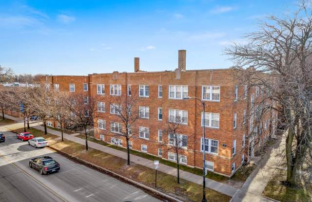 1825-39 W Foster / 5131-37 N Wolcott photos photos