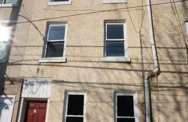 527 GREEN Street photos photos