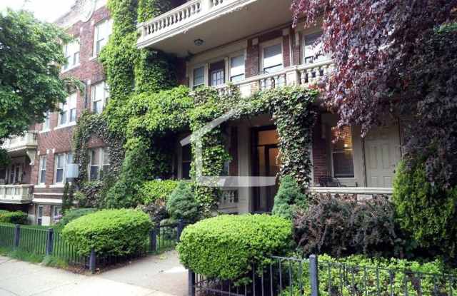 Charming 2 Bedroom--No Broker Fee photos photos