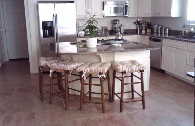 738 PEARSON POINT PLACE Gallery 2