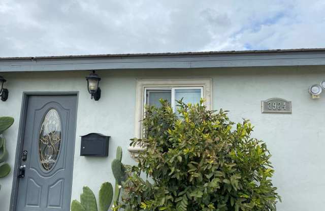 3924 Glading Dr Gallery 2