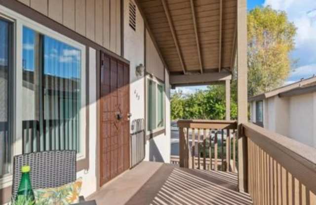 460 Bluffview Road Gallery 2