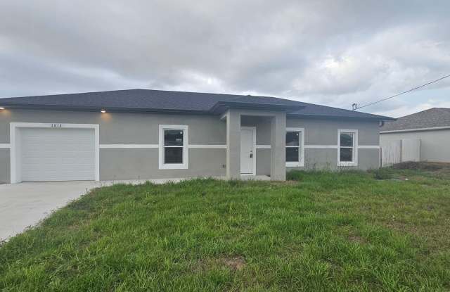 -ASK US ABOUT FREE RENT!!-Brand New Three bed, Two bath, one car garage, Great SW location. photos photos