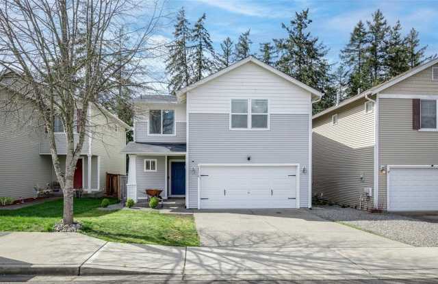 Large 3 bedroom pet friendly home available October 1st! photos photos