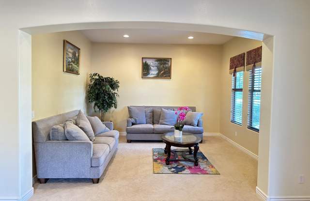 4590 N 153rd Avenue photos photos