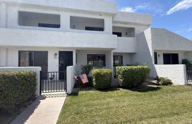 AVAILABLE NOW!! GORGEOUS 3 Bedroom 3 Bathroom Condo Rancho Mirage!!! photos photos