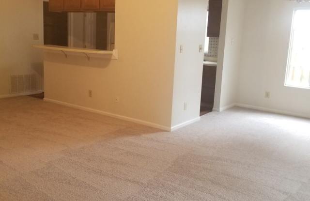 467 Springmont Court Gallery 2