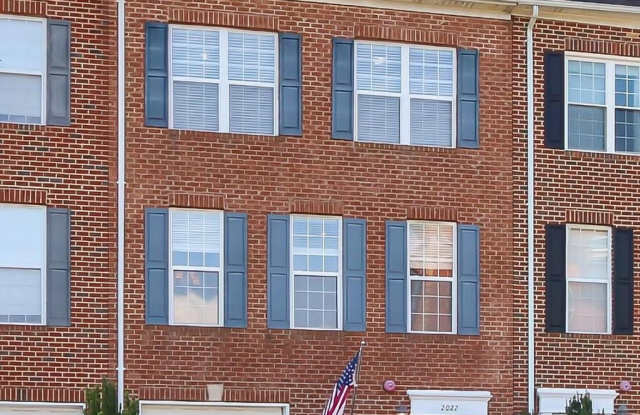 2022 N CULPEPER Street - 2022 North Culpeper Street, Arlington, VA 22207