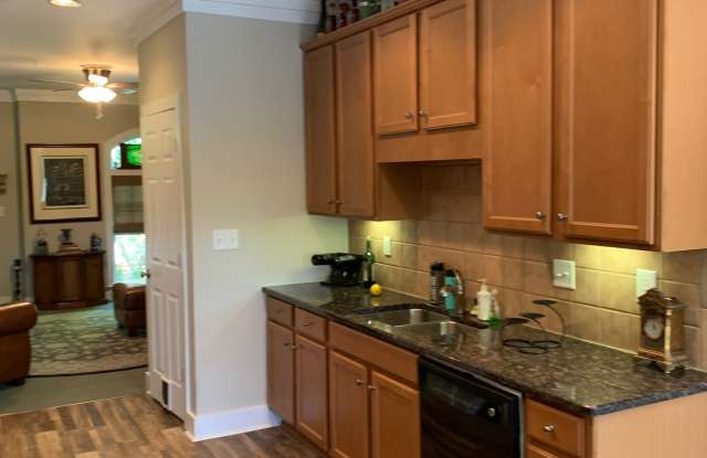 230 Harbour Place Drive #7 - 7 Gallery 4